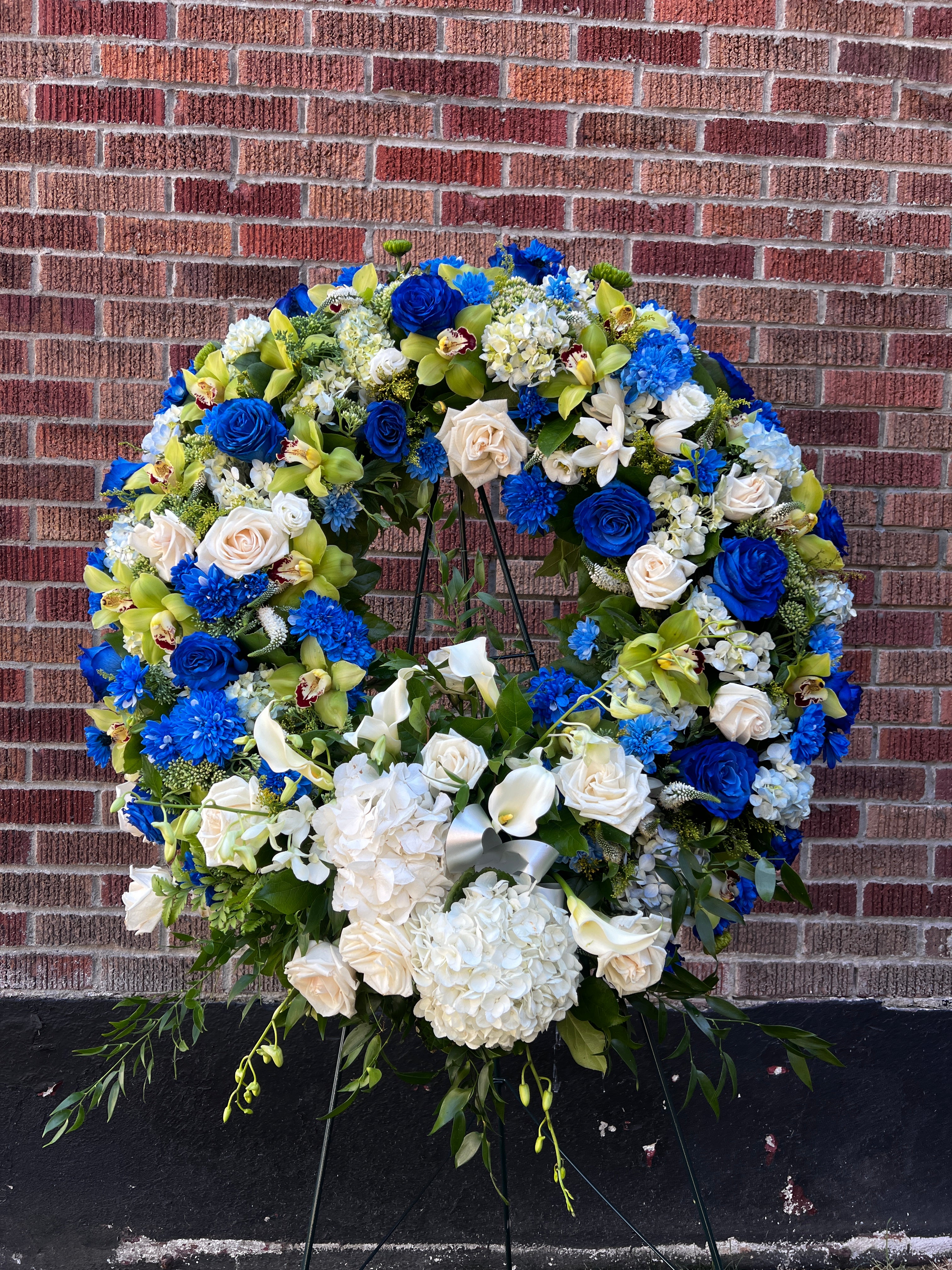 Blue and White Reverse